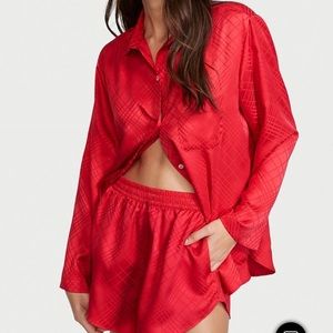 🔥VS Satin Long-Sleeve Short PJ Set❤️‍🔥